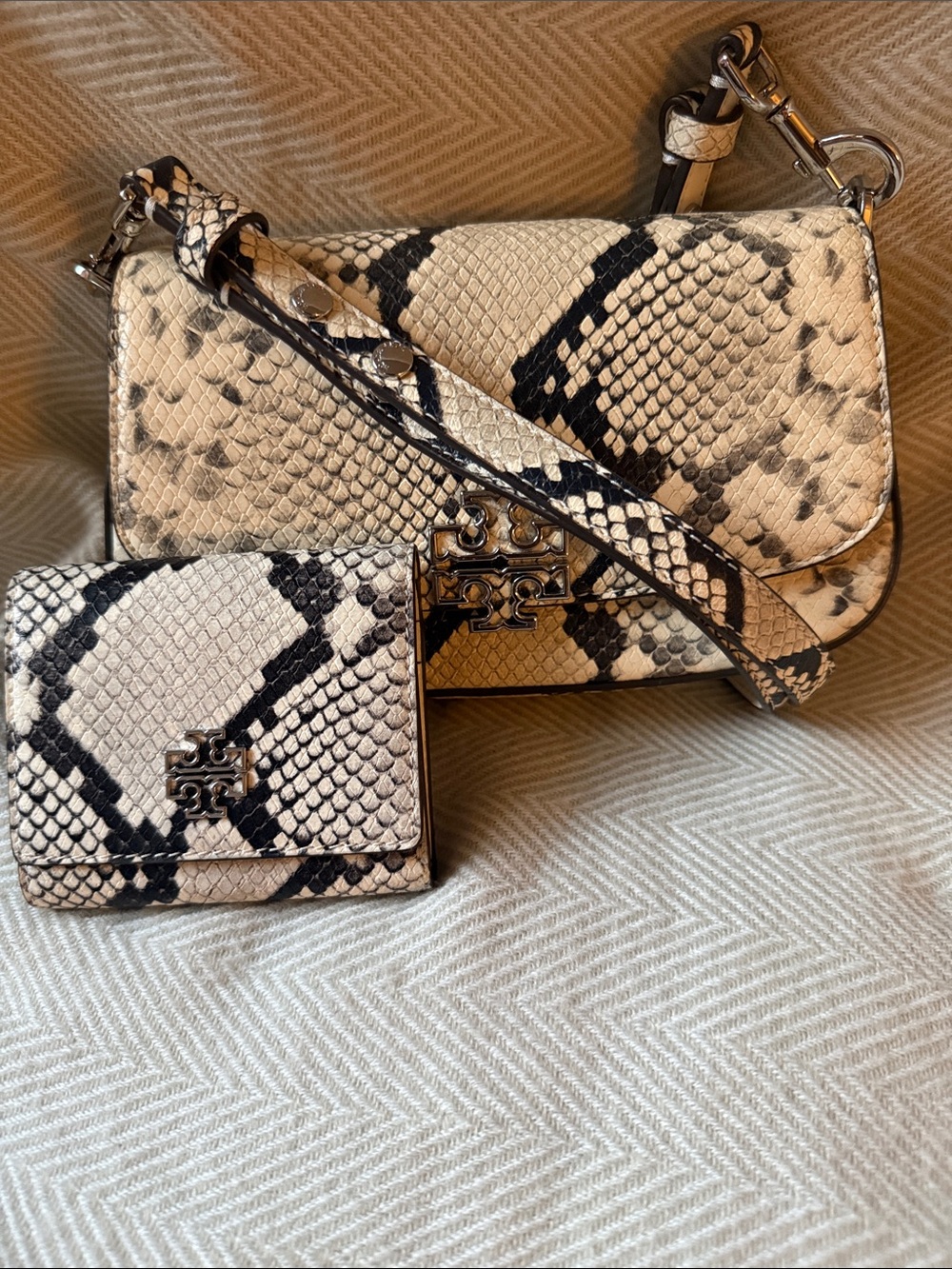 Tory Burch Black & Cream Snake-Print Crossbody Bag with Wallet